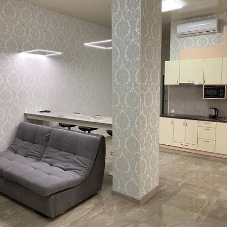Центр Яворницького 55 Пассаж Apartamento Dnepropetrovsk Exterior foto