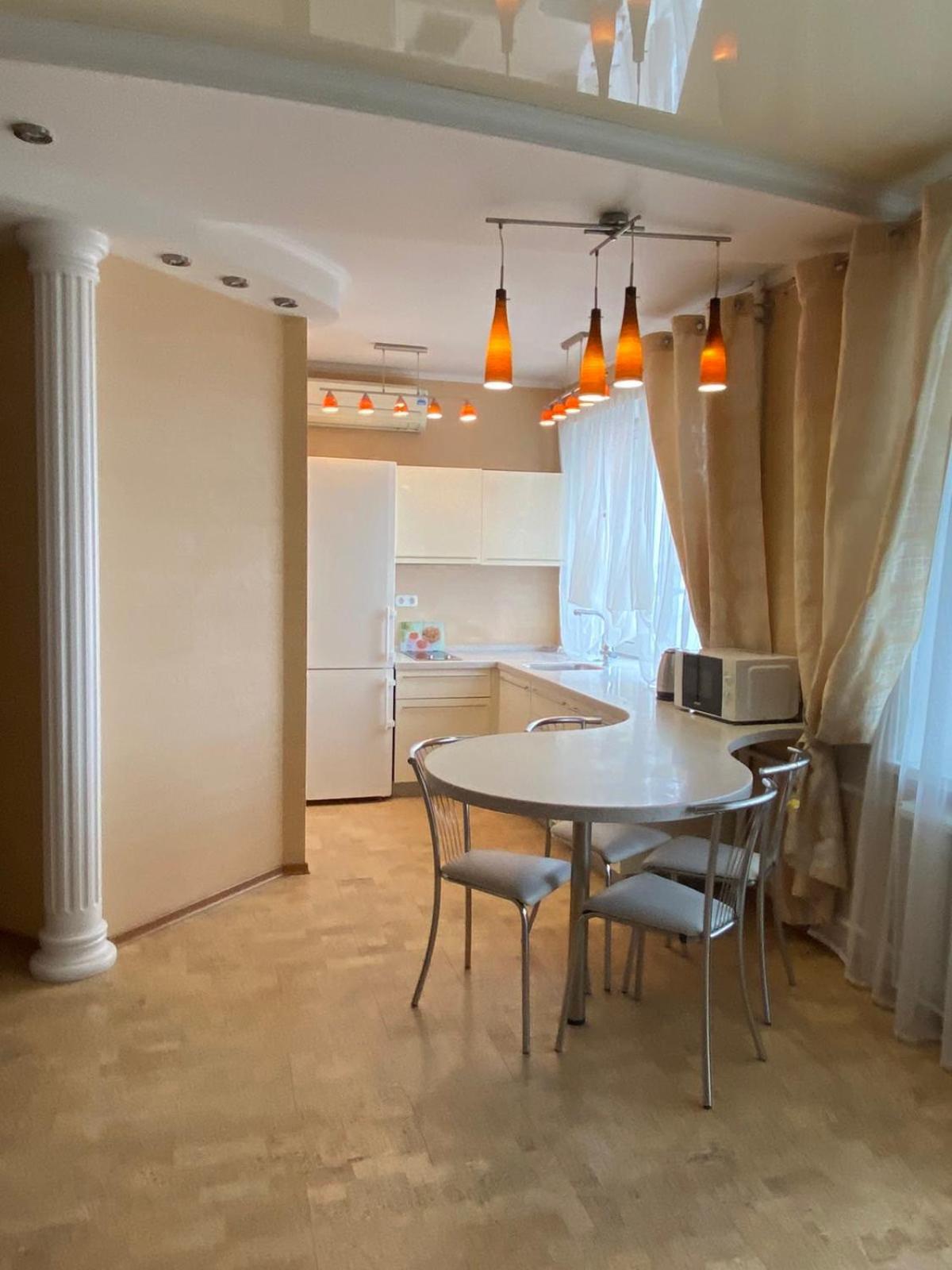 Центр Яворницького 55 Пассаж Apartamento Dnepropetrovsk Exterior foto
